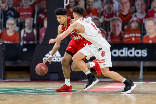 显然意在掌 显然意在掌